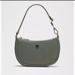 Lululemon City Essentials Mini Shoulder Bag 1L